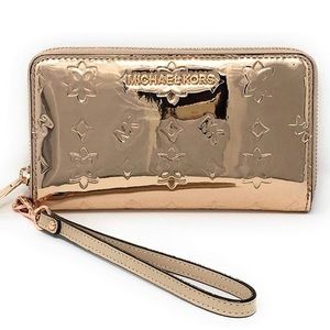 Michael Kors Women’s Jet Set Wallet